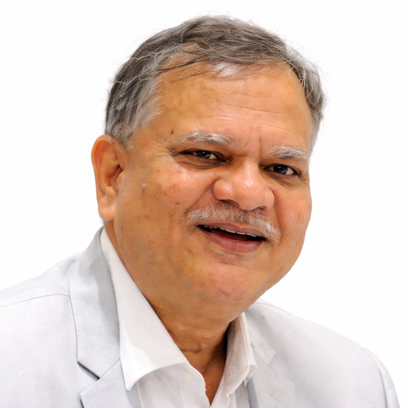 Shri Manoj Kumar (IAS)